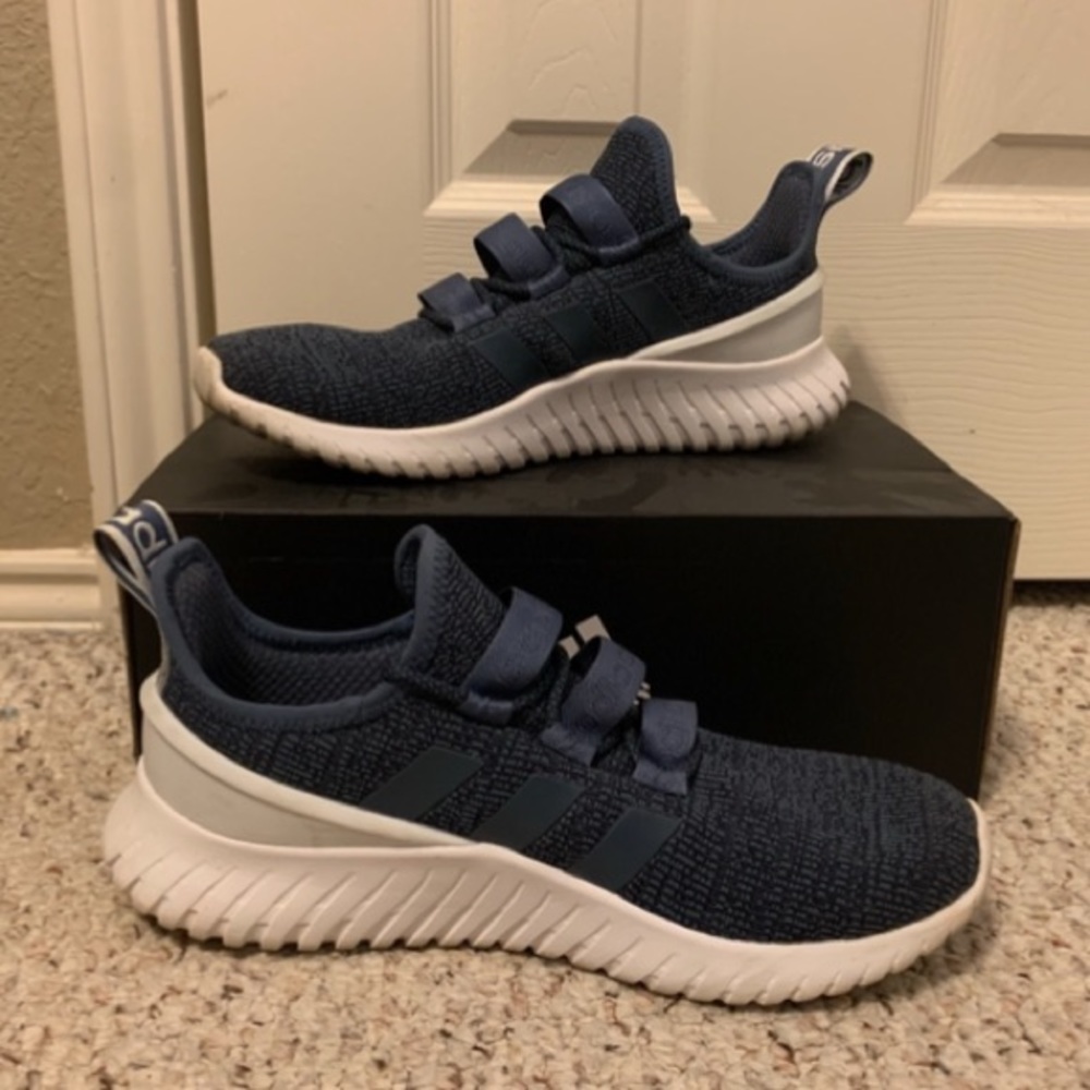 Adidas kaptir